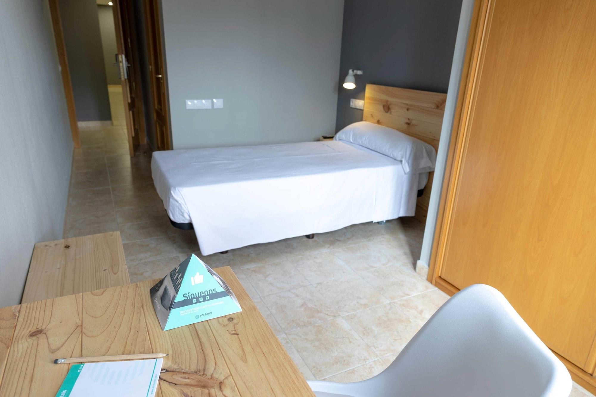 Budget Single Room